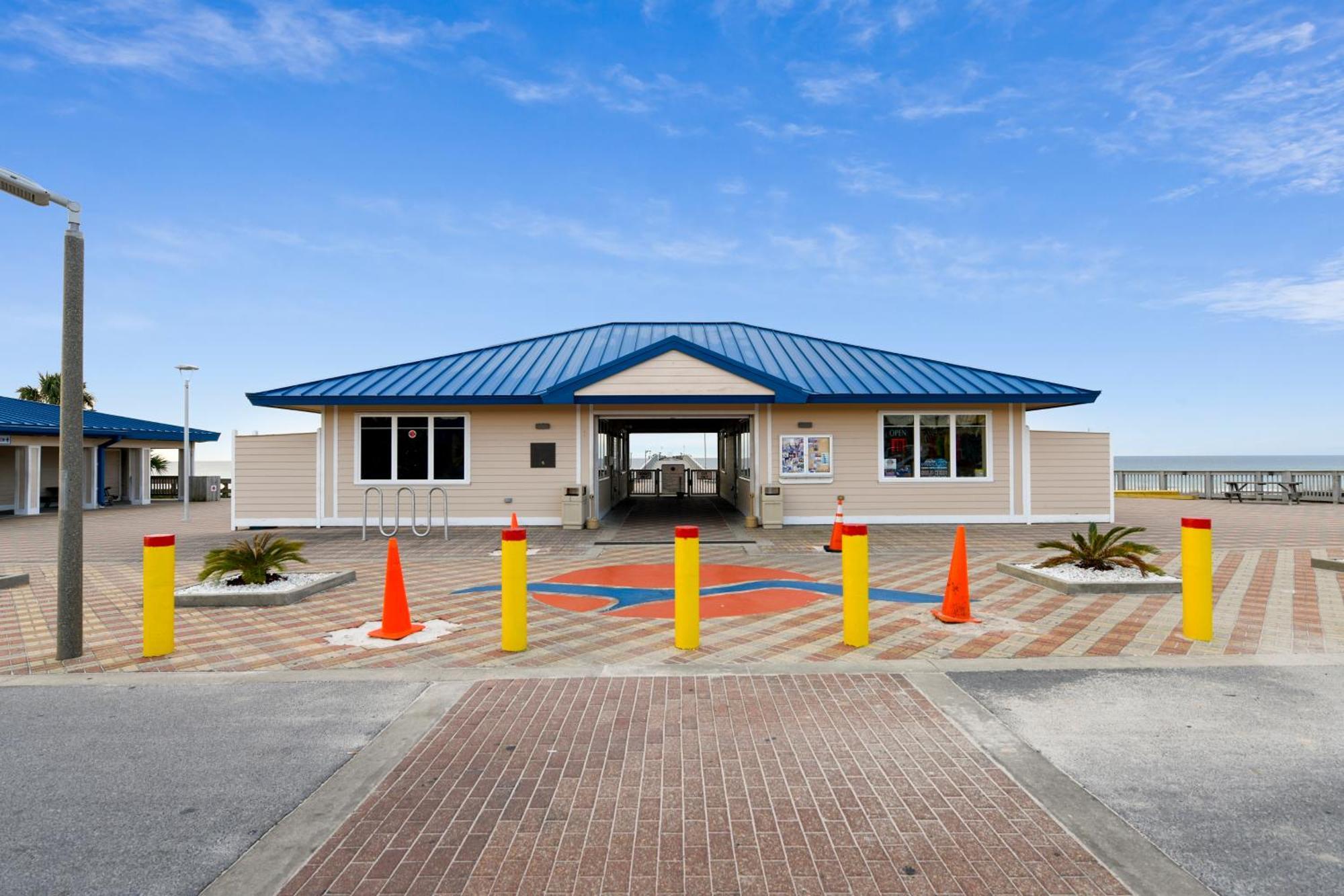 Holiday home Shores Of Panama #1828 By Book That Panama City Beach